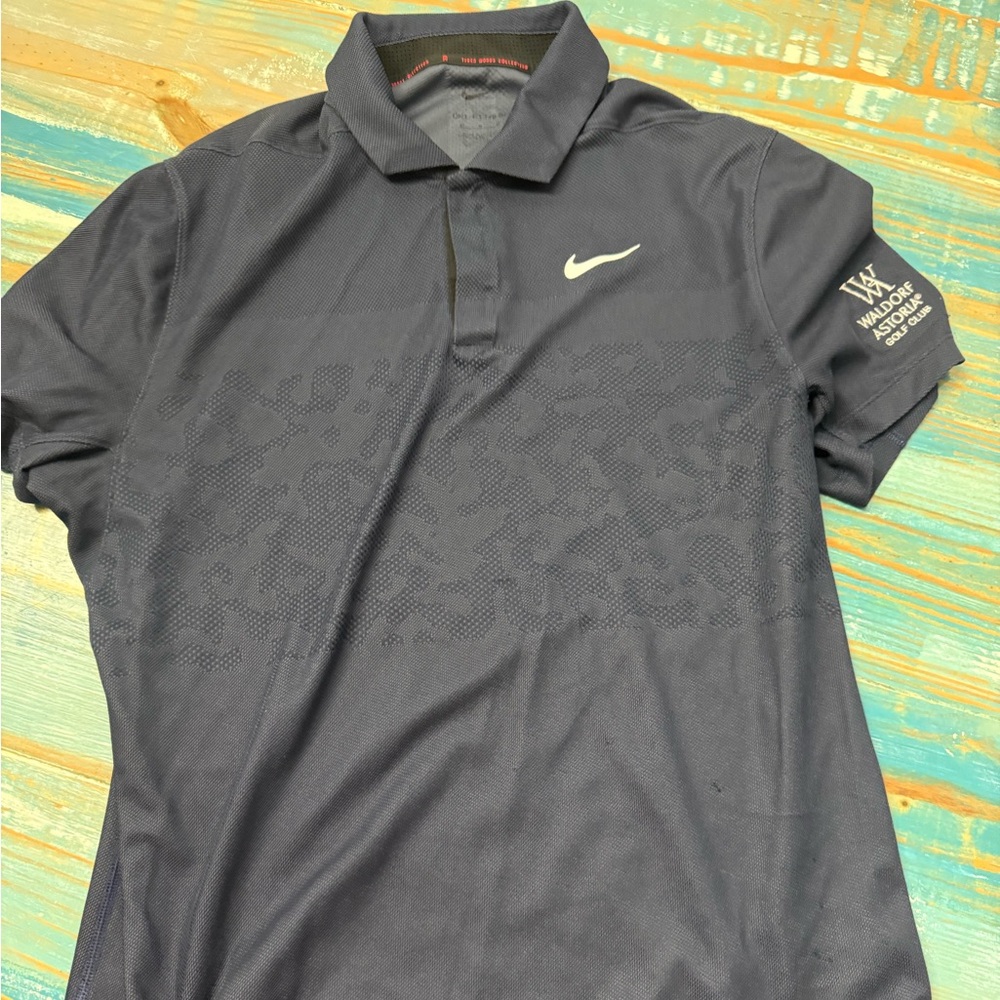 Nike Men's Dark Gray Polo Shirt